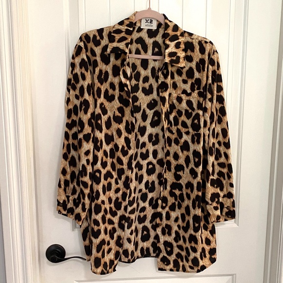 Leopard Print Button Down Top - Picture 1 of 1